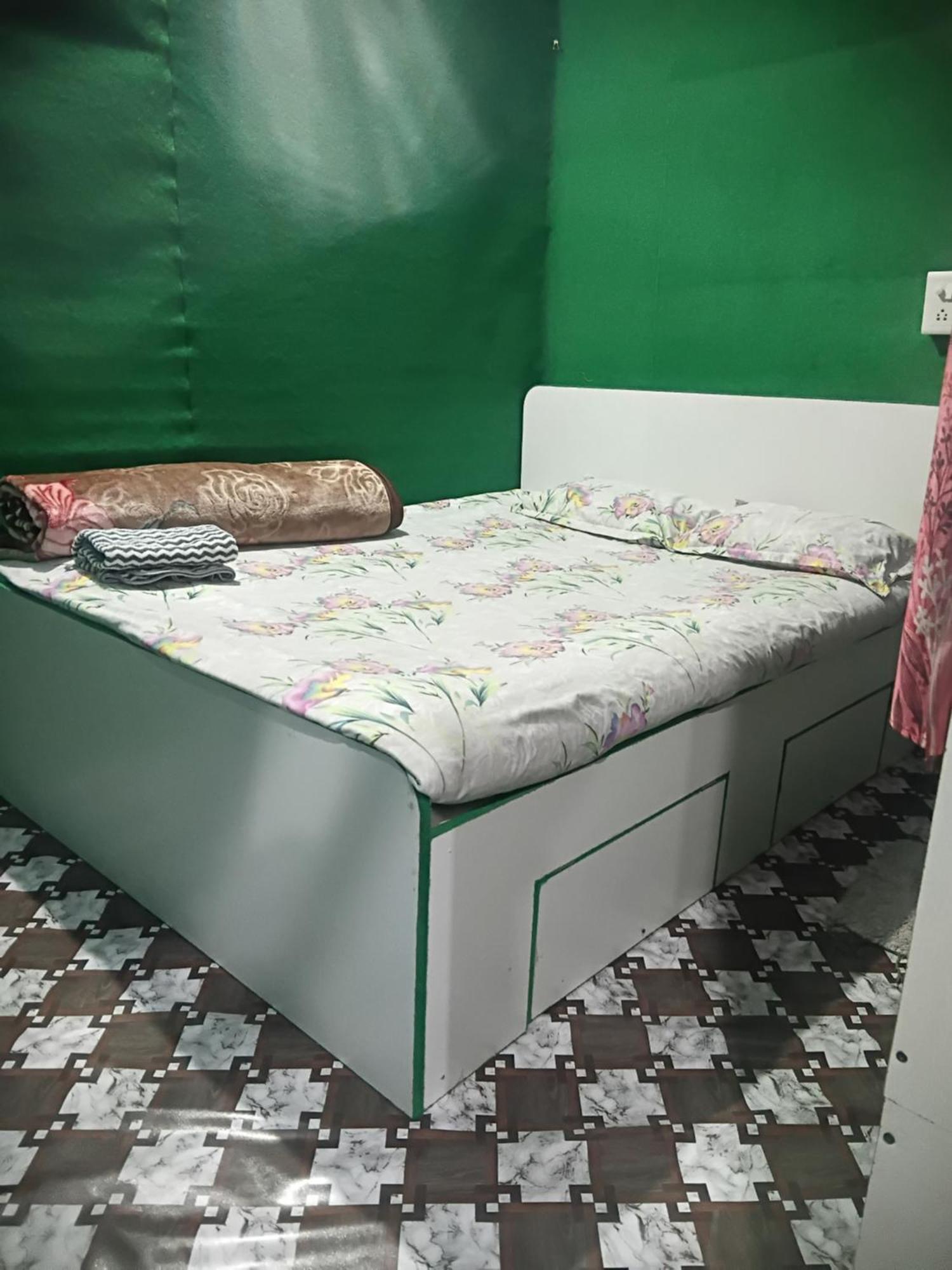 Green View Homestay Siliguri Eksteriør billede